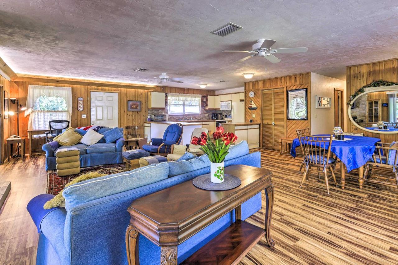 Charming Abode With Dock On The Suwannee River Bell Bagian luar foto